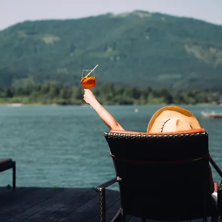 코르티센 암 제 - 성인 전용 호텔 4*